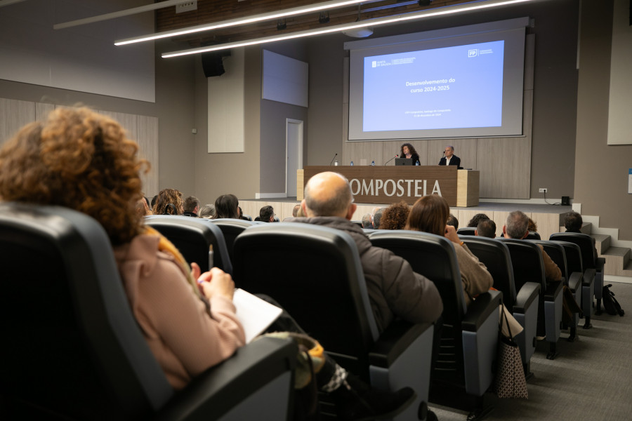 El IES Monte Neme de Carballo destaca este curso escolar por su innovadora oferta en FP