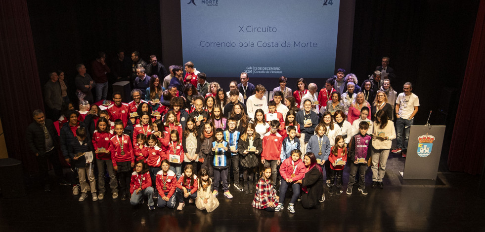 La familia de Correndo pola Costa da Morte cierra la temporada por todo lo alto