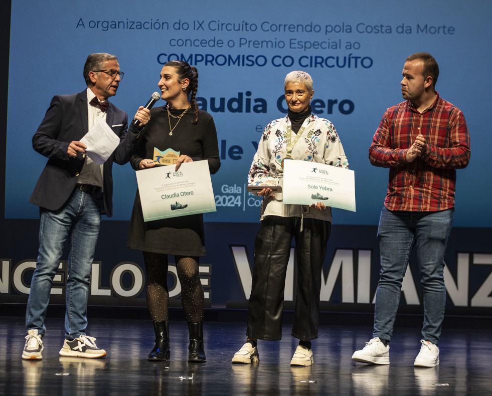 Gala correndo pola Costa da morte 2024 vimianzo 105