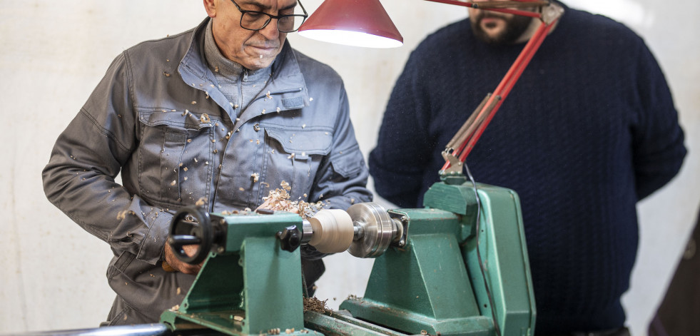 La Feria de Artesanía de Nadal triunfa en Baio