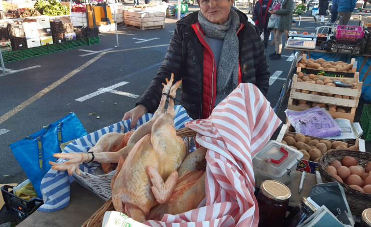 Las compras navideñas protagonizan las ferias de Paiosaco, Cee y Baio