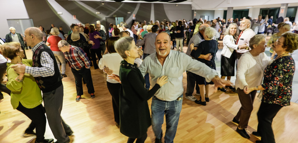 Rocío Pérez animó el baile de Carballo