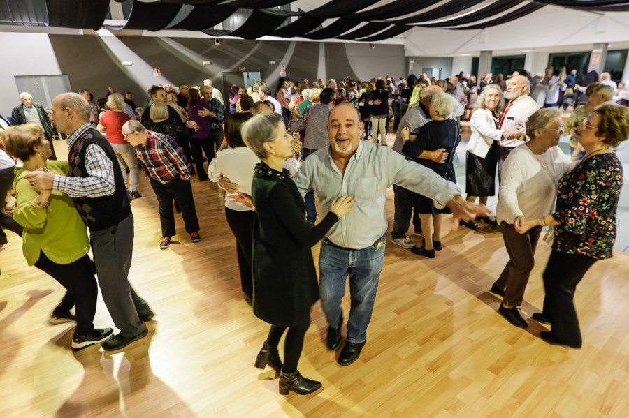 Rocío Pérez animó el baile de Carballo