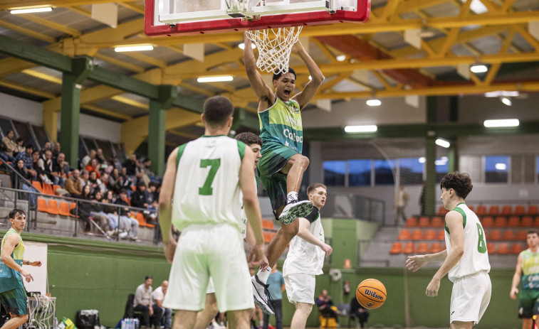 El Basket Xiria visita la pista del Santo Domingo de Betanzos