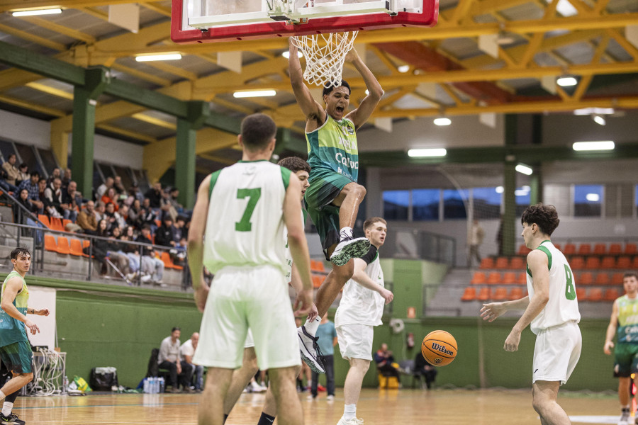 El Basket Xiria visita la pista del Santo Domingo de Betanzos