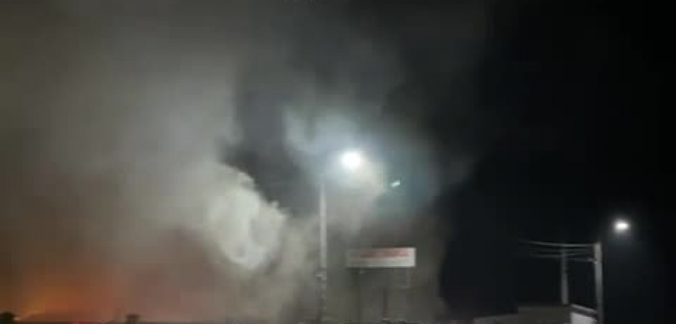 Arde un matadero en Vimianzo