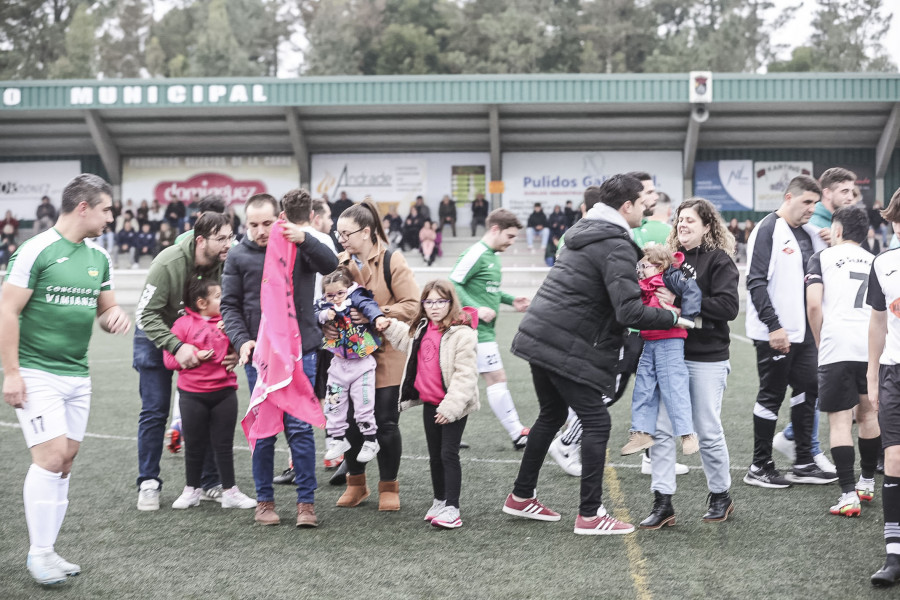 El fútbol de la Costa muestra su cara más solidaria