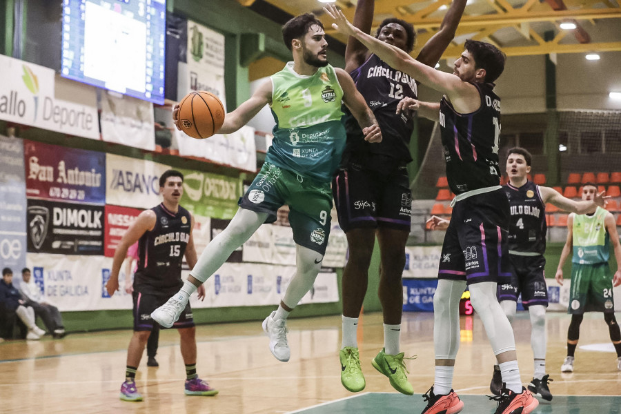 Basket Xiria busca dar la sorpresa esta tarde en la pista del Chantada