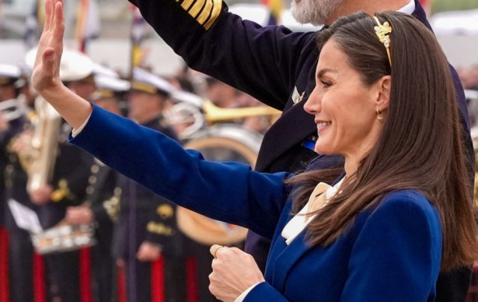 Los reyes despiden a la princesa Leonor entre lágrimas, sonrisas y mucha emoción