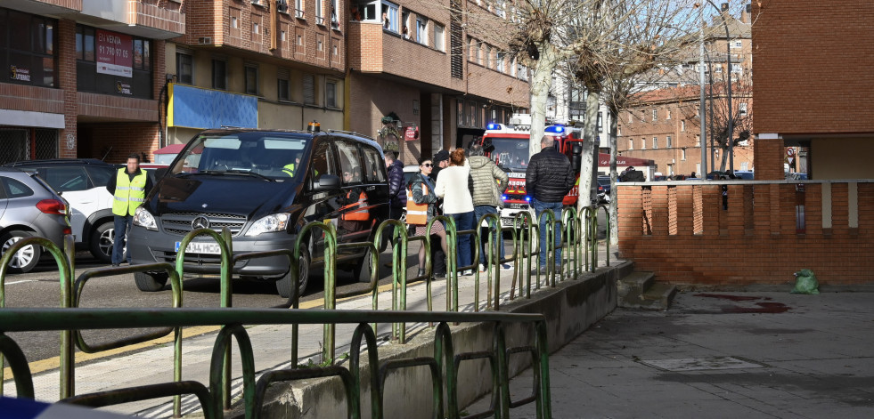 El hombre apuñalado en Palencia el sábado por su hijo era natural de Zas