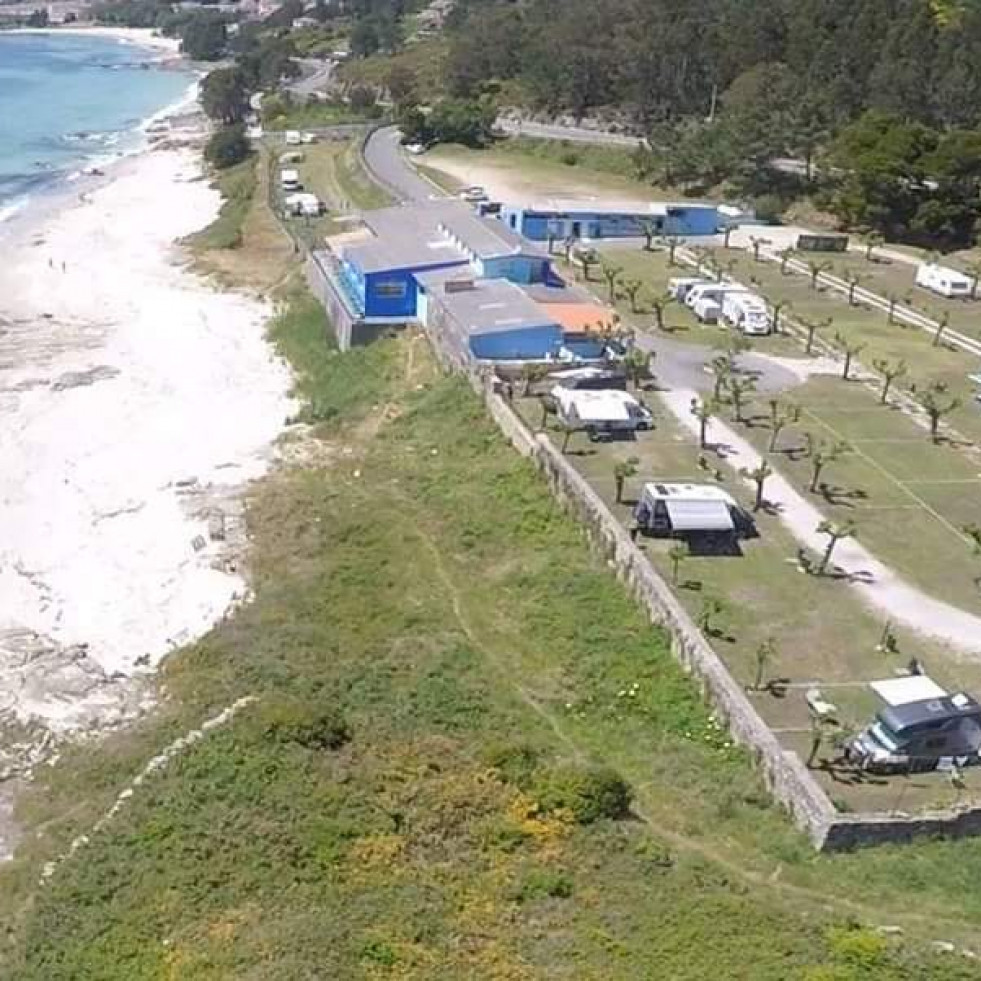 Localizan en el parking de un camping al hombre de 83 años desaparecido este lunes en Muros