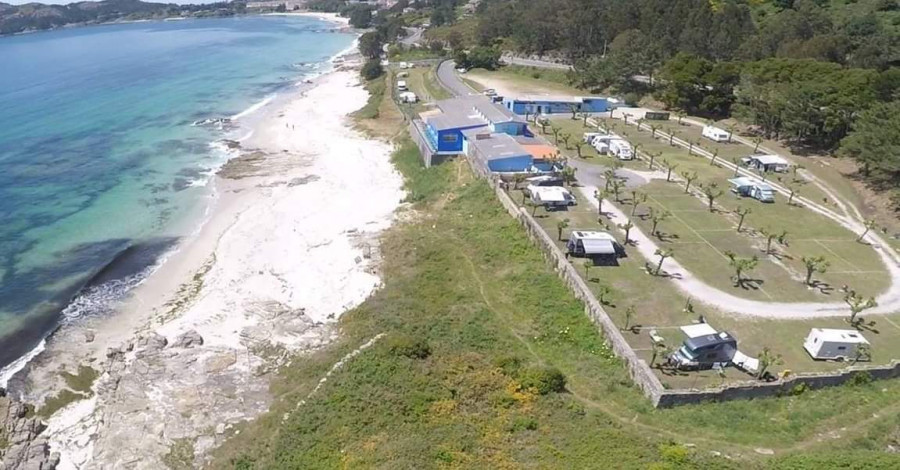 Localizan en el parking de un camping al hombre de 83 años desaparecido este lunes en Muros