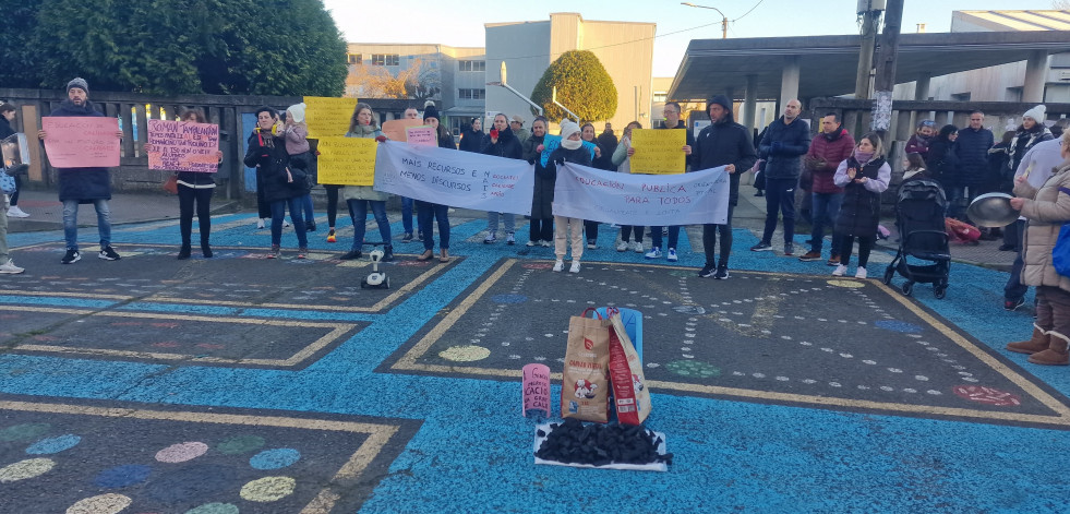 Las familias del colegio Bergantiños retoman sus protestas