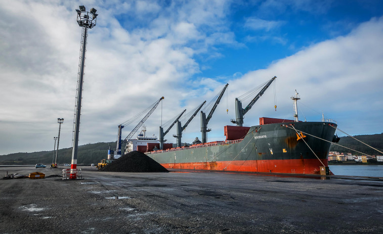 Encuentran muerto en el interior de su barco de recreo a un fisterrán