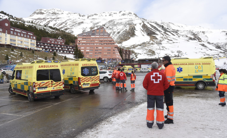 Dos heridos graves y dos leves en el accidente de un telesilla en la estación de esquí de Astún