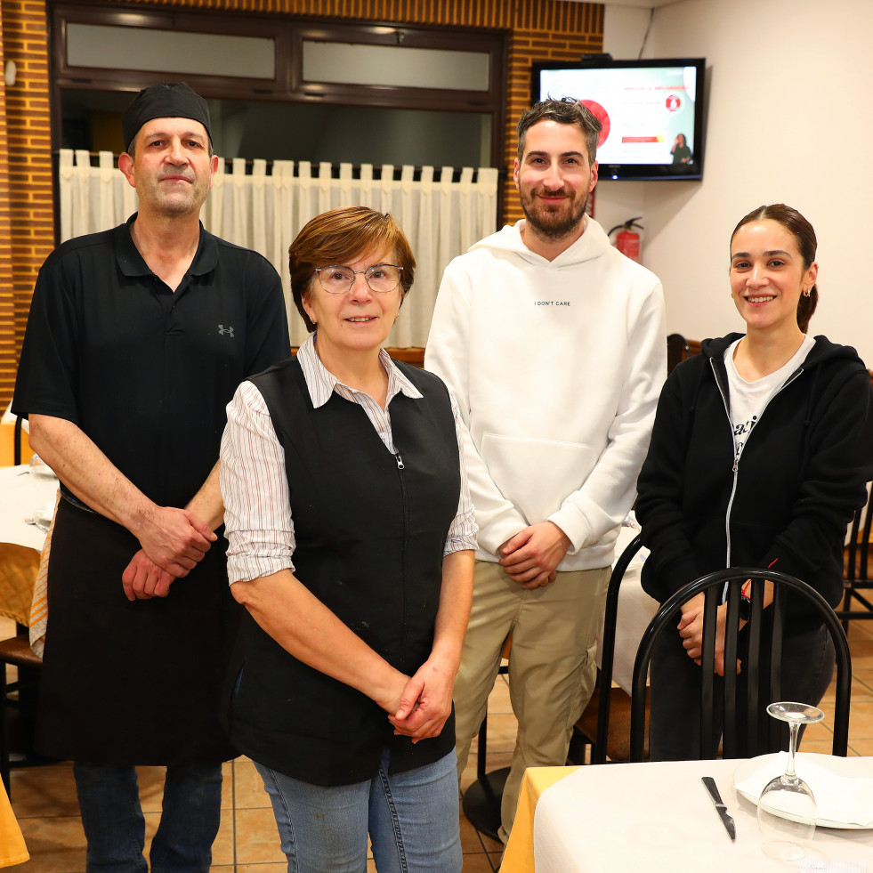 Viernes de cocidos en el restaurante Faina de Cee