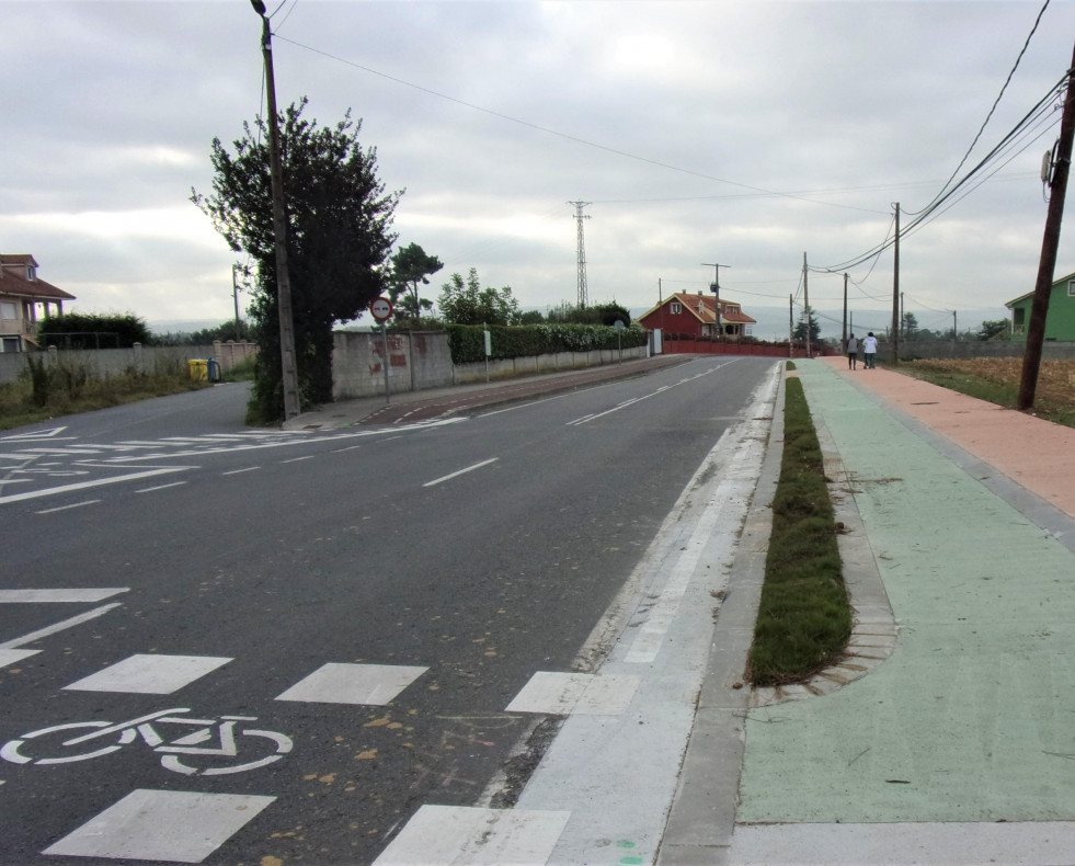 Carril bici carballo