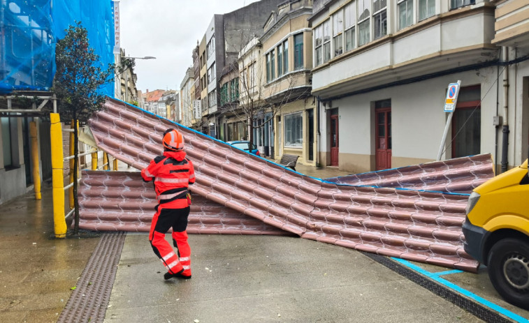 'Herminia' deja a su paso por la Costa da Morte un reguero de incidencias por la lluvia y el viento