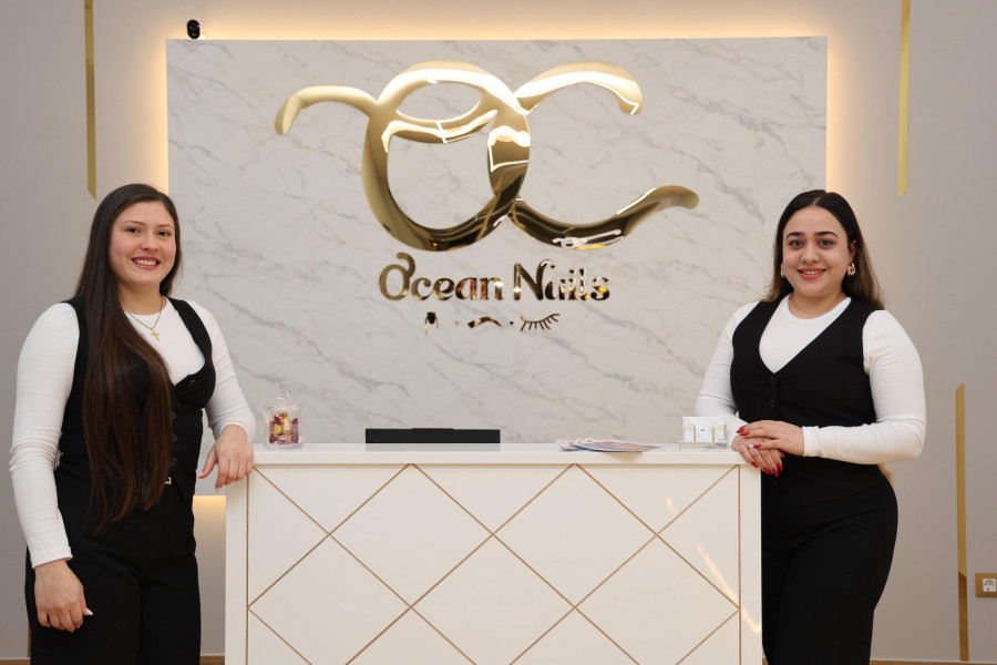 Abre en Carballo el local de estética 'Ocean Nails'