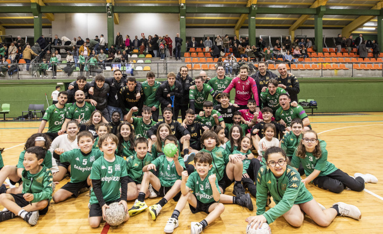 Una buena versión del Calvo Xiria hace morder el polvo al Bueu Atlético