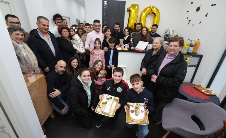 La Clínica Dental San Román de A Laracha cumple 10 años