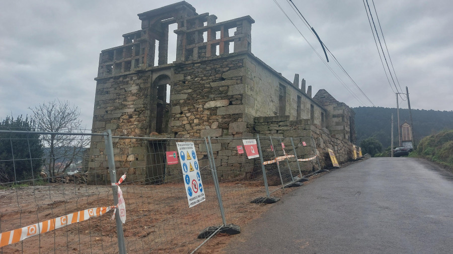 Continúan los trabajos para hacer de la capilla de Sinde un centro de interpretación ambiental