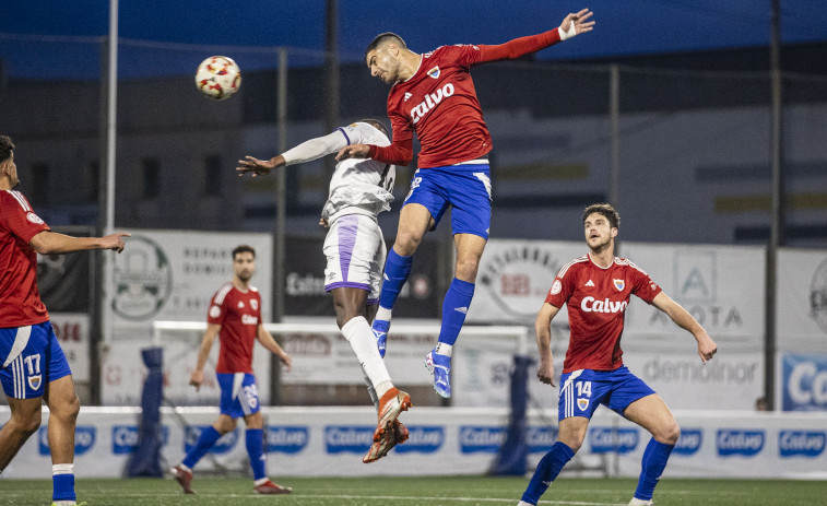 El Bergantiños rompe su mala racha con un triunfo en el descuento ante el Salamanca