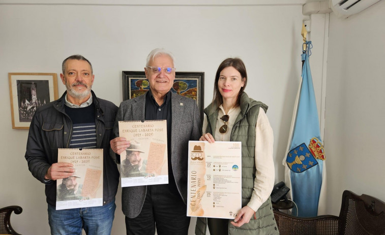 O alcalde de Zas presentoulle ao presidente da RAG o programa de actos en honra a Labarta Pose