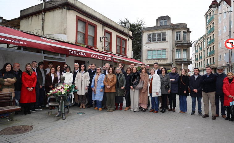 Emotivo homenaje a Alfredo Brañas en Carballo en el 125º aniversario de su fallecimiento