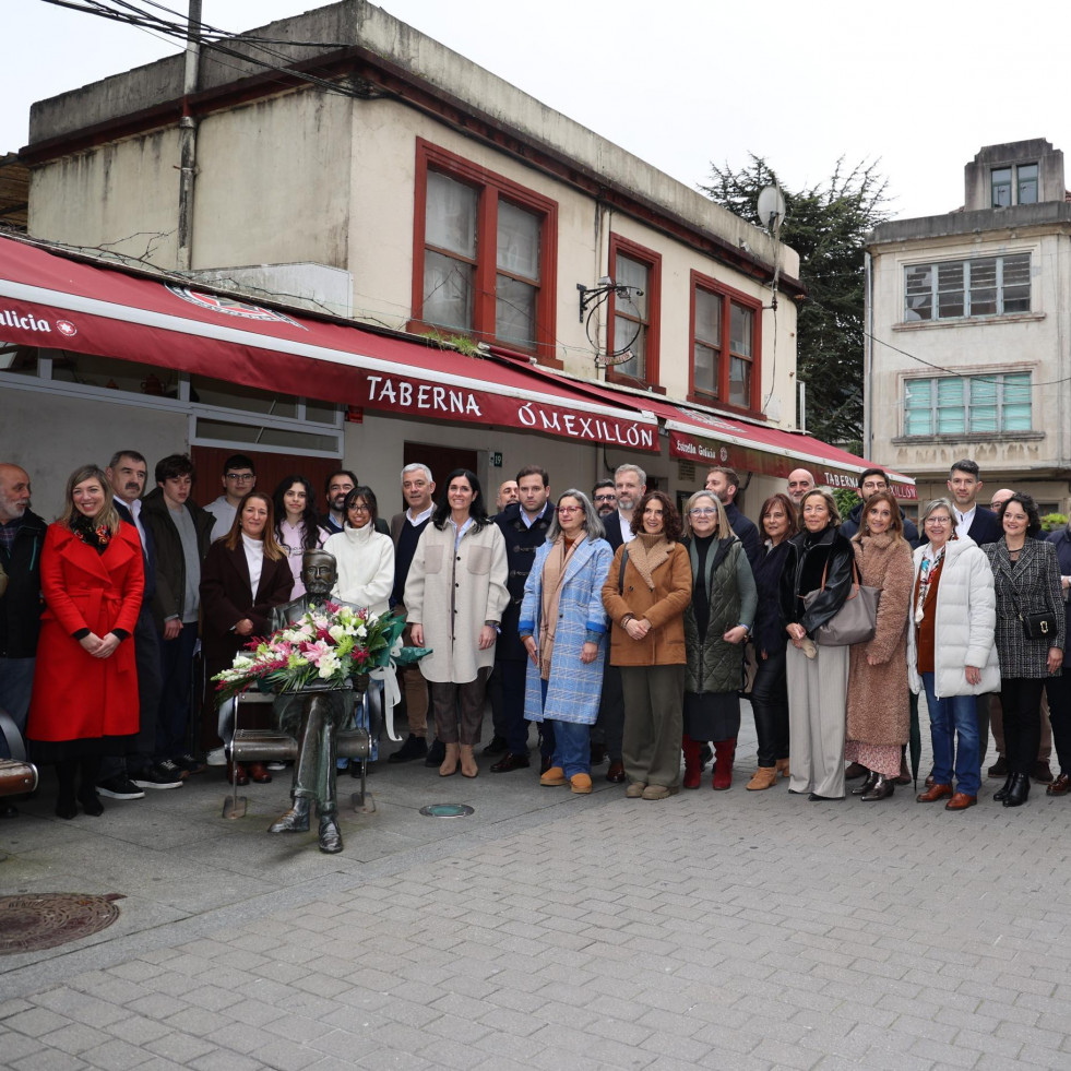 Emotivo homenaje a Alfredo Brañas en Carballo en el 125º aniversario de su fallecimiento