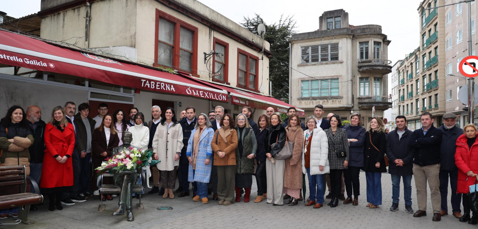 Emotivo homenaje a Alfredo Brañas en Carballo en el 125º aniversario de su fallecimiento