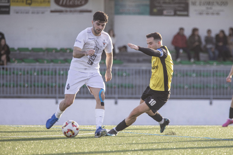 El Club do Mar visita el campo del Muxía