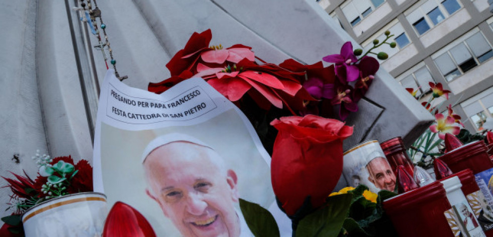 El papa Francisco sigue en estado crítico y presenta una insuficiencia renal 