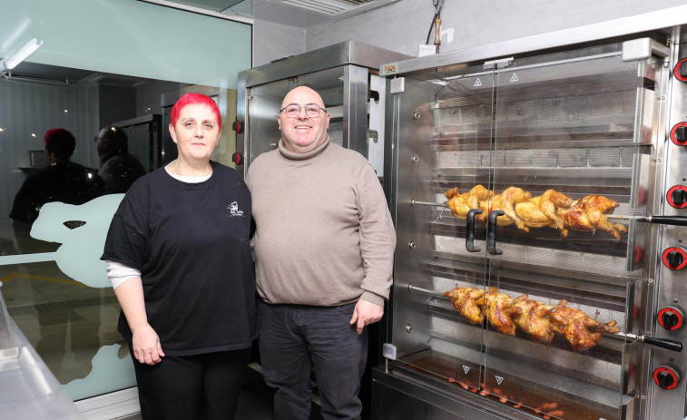 El establecimiento Ao Toke se suma a la oferta de comida casera para llevar en Carballo