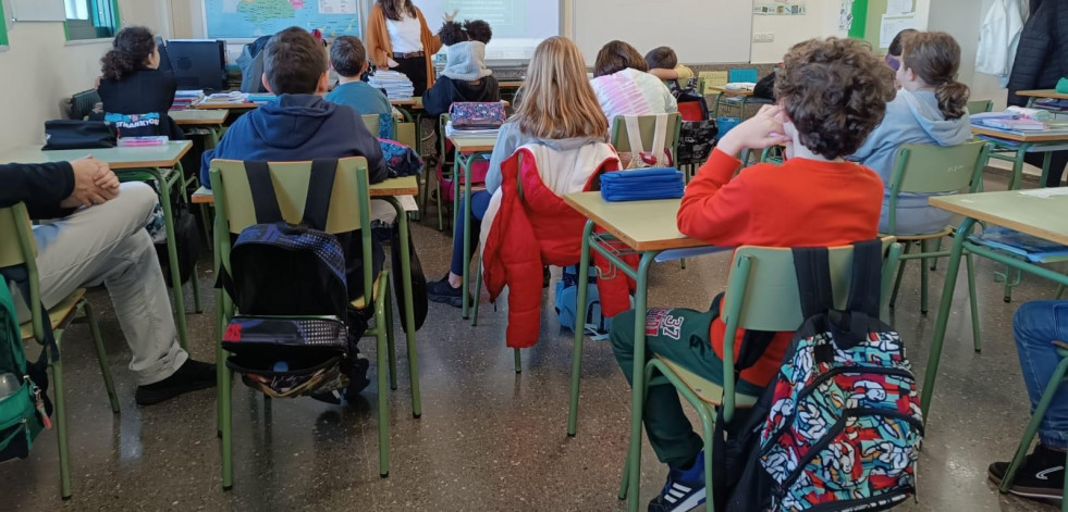 Vieiro continúa su programación preventiva de conductas adictivas por las escuelas de la comarca