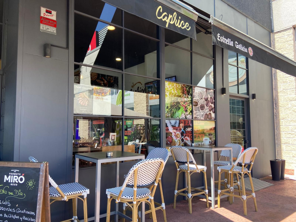 Terraza de Caprice Oleiros, en el CC Parque Oleiros